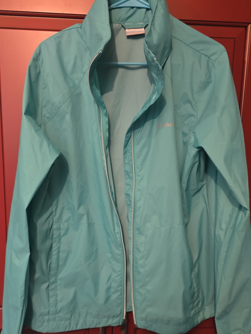Columbia Light Blue Women's Lightweight Windbreaker Jacket